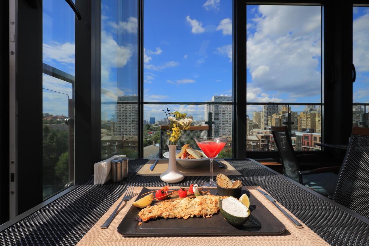 Отель Raziotel Kyiv Yamska Киев-26