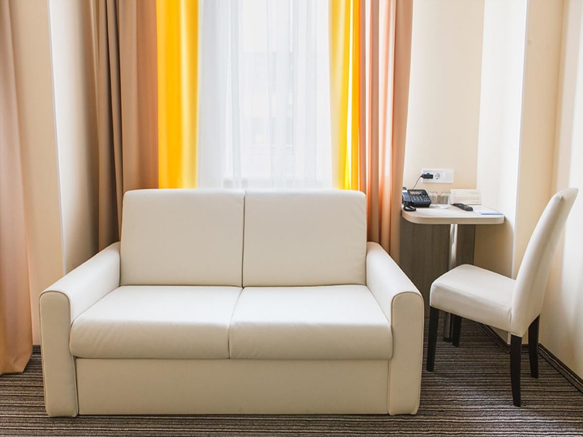 Отель Raziotel Kyiv Yamska Киев-36