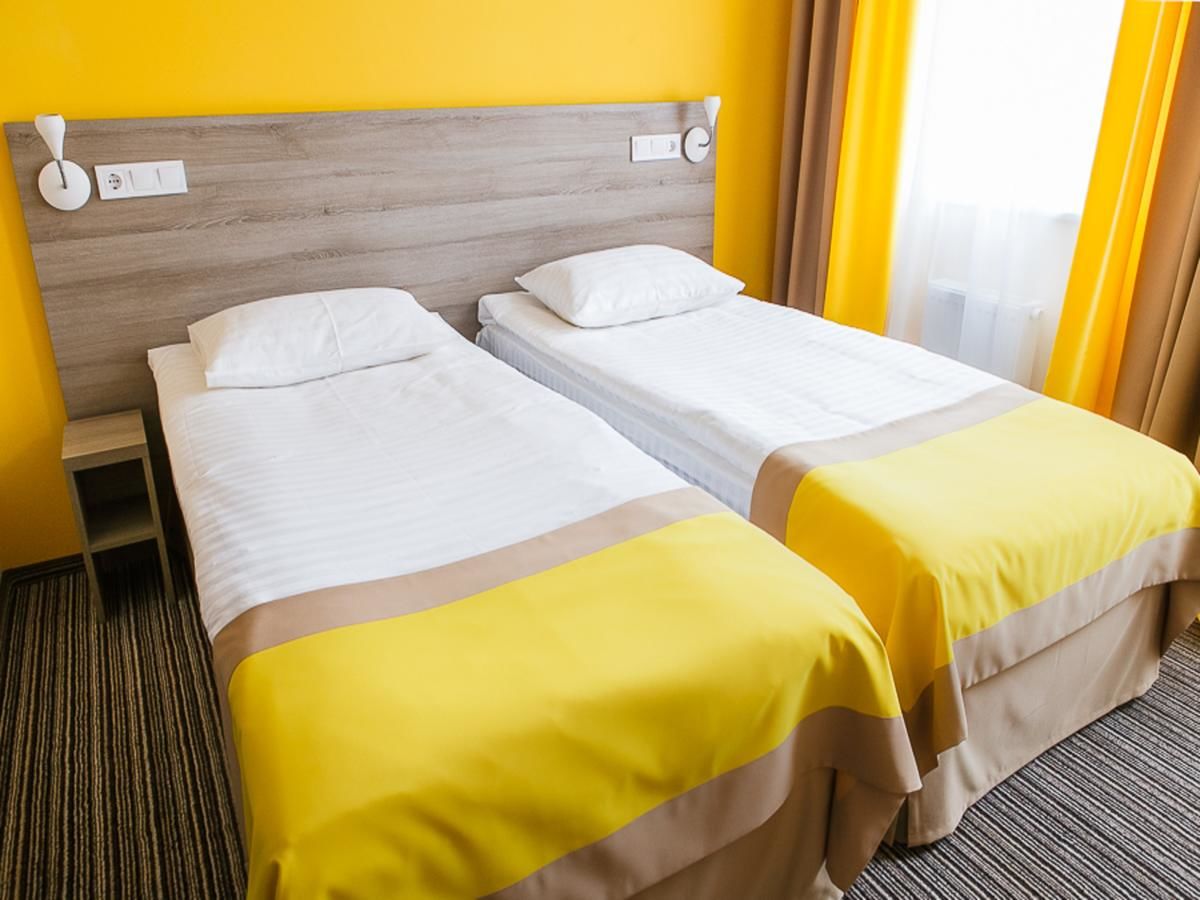 Отель Raziotel Kyiv Yamska Киев-38