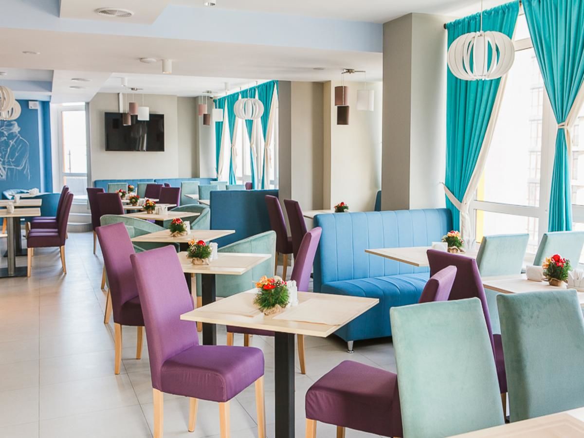 Отель Raziotel Kyiv Yamska Киев-42