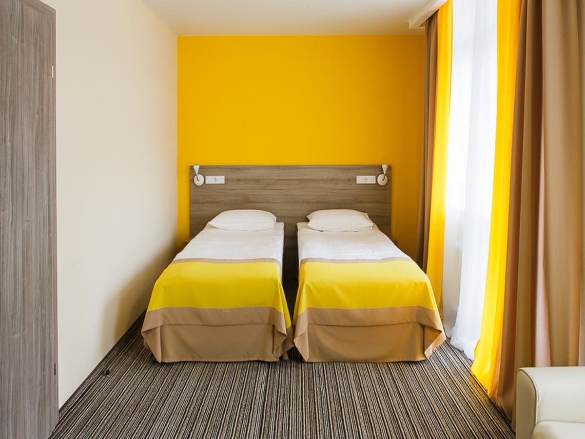 Отель Raziotel Kyiv Yamska Киев-48