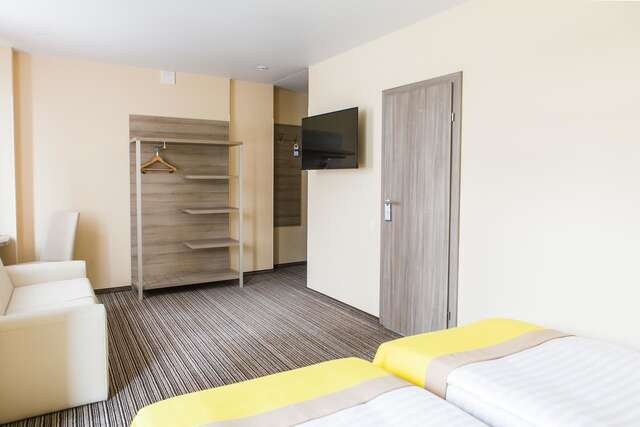 Отель Raziotel Kyiv Yamska Киев-39